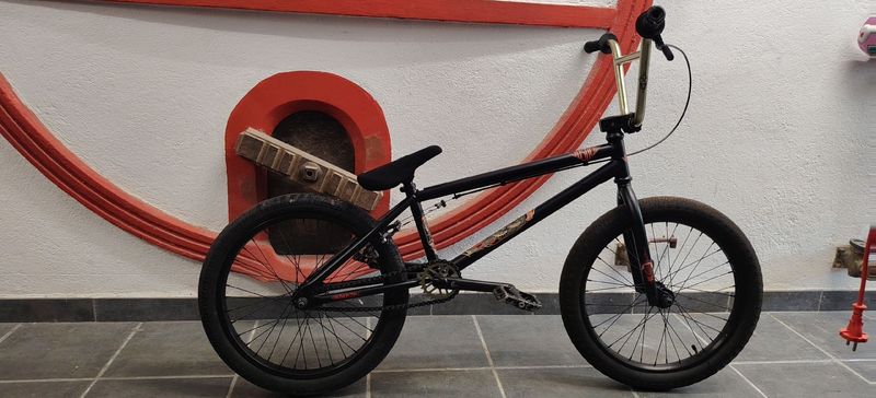 Used Wethepeople Custom Kids & Youth