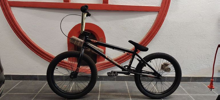 Gebrauchtes Wethepeople Custom Youth, Schwarz — Bild 2 von 3