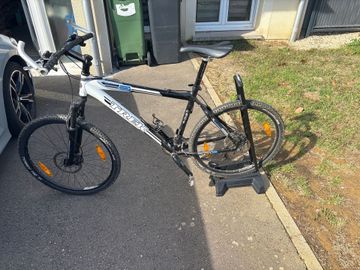 Used Trek 6000 2008 2008 Mountainbike, Black, 26 — image 2 of 3