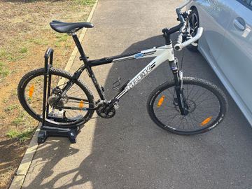 Used Trek 6000 2008 2008 Mountainbike, Black, 26 — image 1 of 3