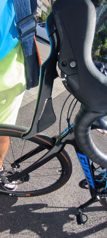 Gebrauchtes Giant Defy Advanced Pro 3 2022 2022 Road & Gravel, Schwarz — Bild 6 von 7