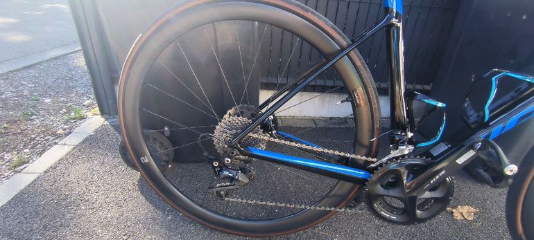 Gebrauchtes Giant Defy Advanced Pro 3 2022 2022 Road & Gravel, Schwarz — Bild 3 von 7