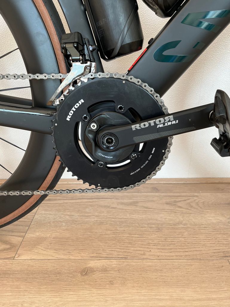 Canyon Aeroad CFR Di2 2023 2023 Road & Gravel d'occasion — image 2 sur 3