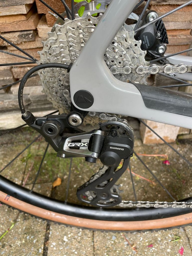 Gebrauchtes Canyon Grizl CF SL 7 2021 2021 Road & Gravel, Hellgrau — Bild 2 von 7