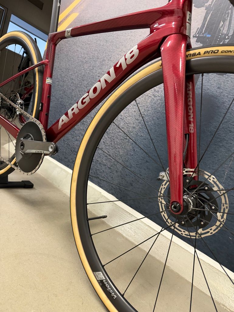 Used Argon 18 Sum SRAM Red eTap AXS 2024 Road & Gravel, Red — image 14 of 15