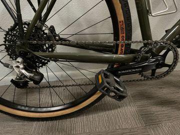 Used Kona Sutra LTD 2023 2023 Road & Gravel, Green — image 3 of 3