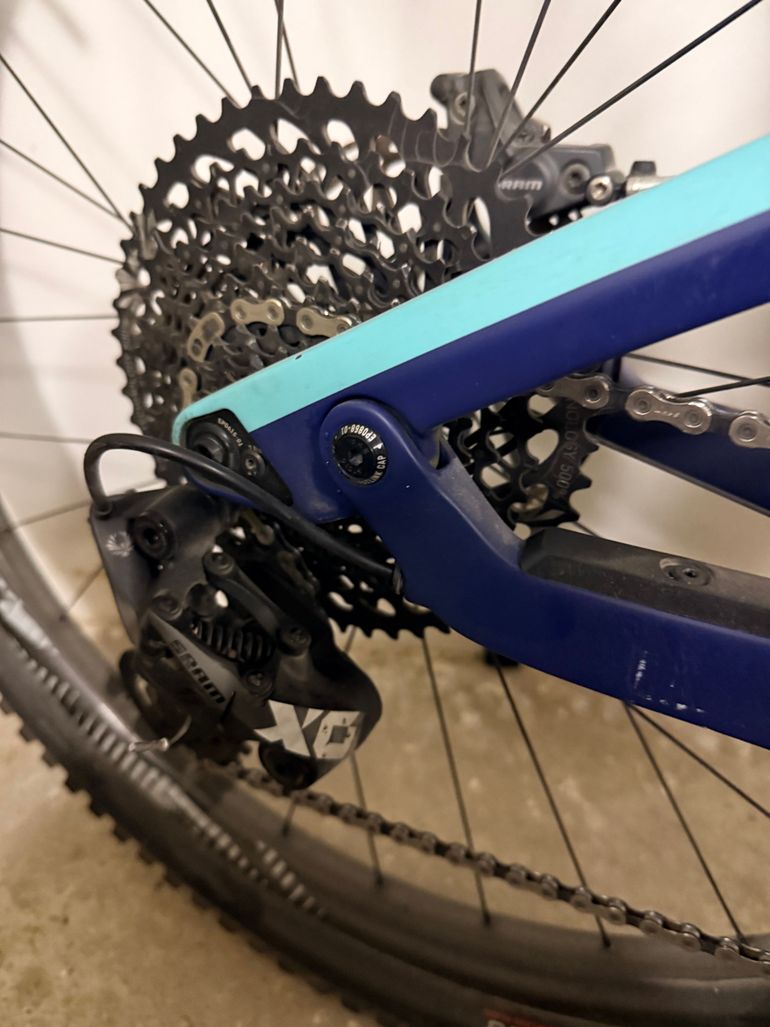 Used Canyon Strive CF 8.0 2019 2019 Mountainbike, Blue, 29 — image 8 of 11