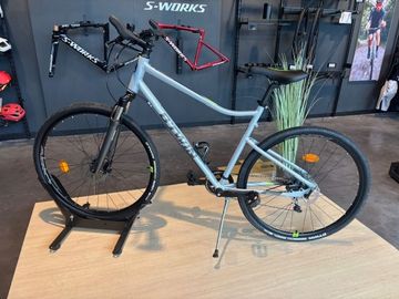Używany B’TWIN Riverside 900 2022 Urban — zdjęcie 2 z 4