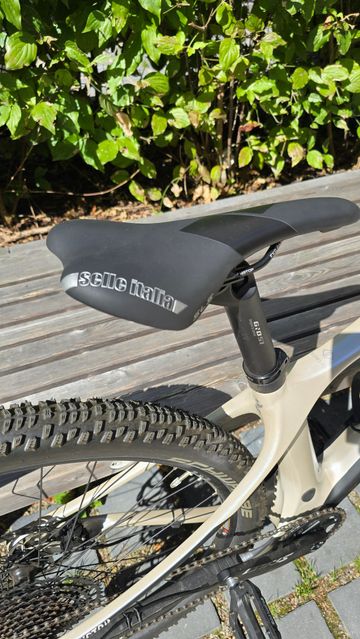 Used Ghost Lector SF 2023 2023 Mountainbike, White, 29 — image 4 of 5