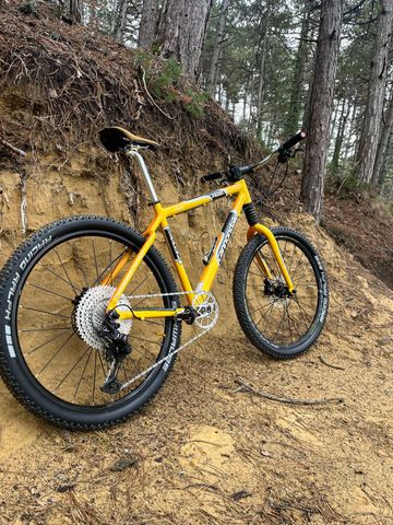 Used Cannondale Caad Shimano Deore XT 2004 Mountainbike, Orange — image 2 of 4