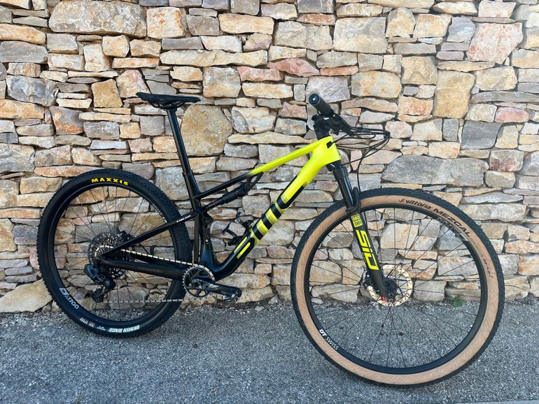 BMC Fourstroke AMP LT ONE 2024 2024 Mountainbike de segunda mano, Negro — imagen 3 de 3