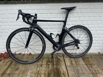 Käytetty Canyon Aeroad CF SL 8.0 2019 2019 Road & Gravel — kuva 1 / 8