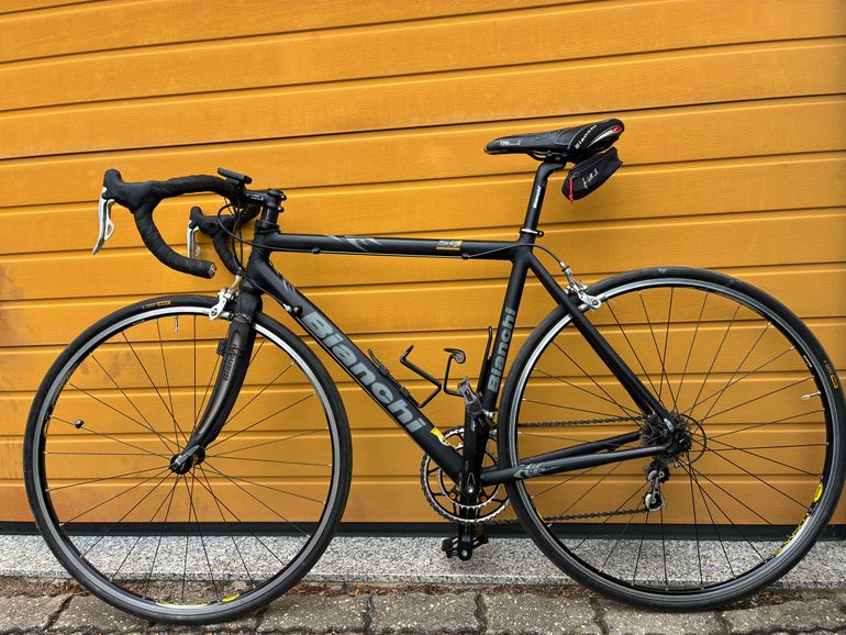 Used Bianchi Sprint Campagnolo Record 2003 Road & Gravel, Black — image 5 of 5