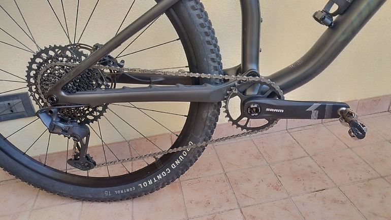 Specialized Epic Comp 2022 2022 Mountainbike d'occasion — image 9 sur 12