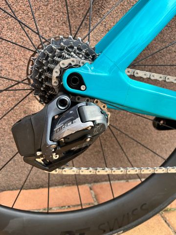 Used BMC Timemachine 01 DISC ONE 2022 2022 Road & Gravel, Blue — image 9 of 13