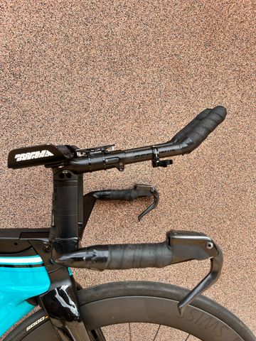 Used BMC Timemachine 01 DISC ONE 2022 2022 Road & Gravel, Blue — image 6 of 13