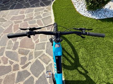 CUBE Reaction hybrid Shimano Deore XT 2023 Mountainbike d'occasion — image 6 sur 10