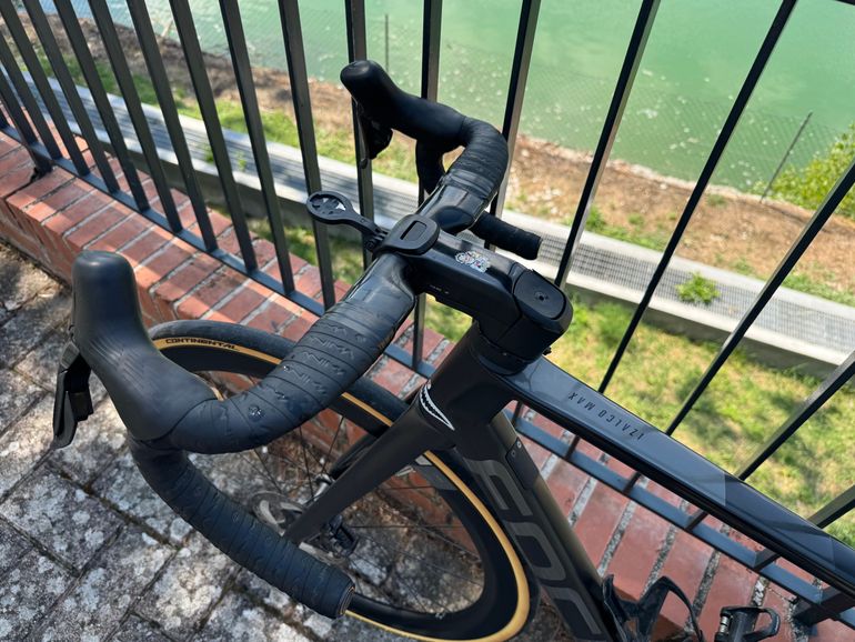 Gebrauchtes Focus IZALCO MAX 9.7 2022 2022 Road & Gravel, Schwarz — Bild 4 von 6