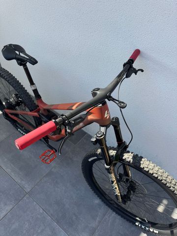 Tweedehands Lapierre Zesty CF SE 2024 2024 Mountainbike — afbeelding 4 van 6