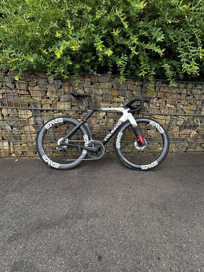 Colnago Y1Rs Shimano Ultegra Di2 2026 2026 Road & Gravel d'occasion