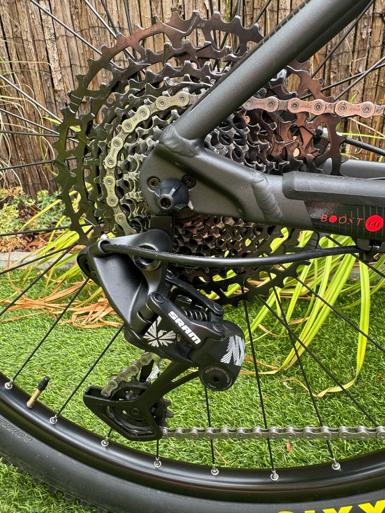 Used Orbea Alma SRAM NX Eagle 2019 Mountainbike, Light Gray — image 7 of 11