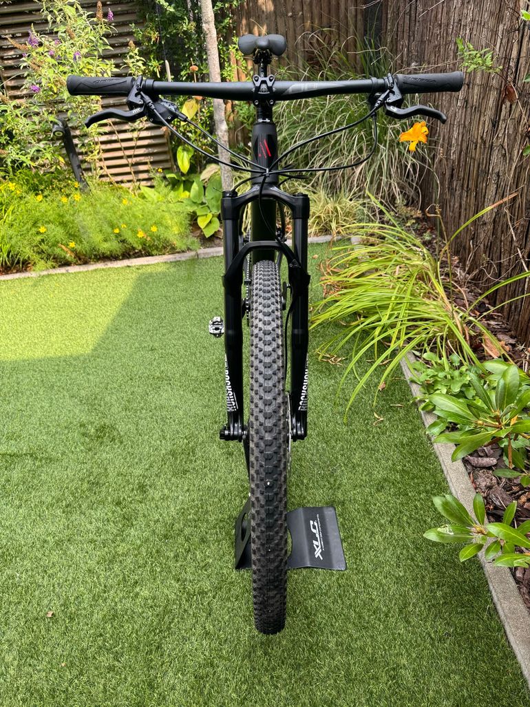 Used Orbea Alma SRAM NX Eagle 2019 Mountainbike, Light Gray — image 8 of 11