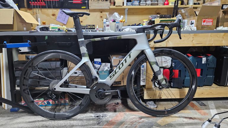Used Scott Foil RC 30 2024 Frameset 2024 Road & Gravel, Light Gray — image 4 of 10
