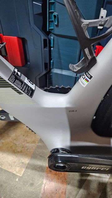 Used Scott Foil RC 30 2024 Frameset 2024 Road & Gravel, Light Gray — image 2 of 10