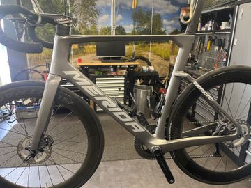 Merida Reacto Shimano Ultegra Di2 2024 Road & Gravel de segunda mano, Gris claro — imagen 2 de 4