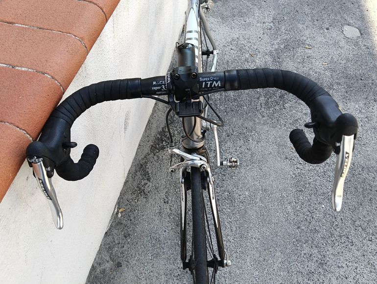 Bianchi Custom Campagnolo Veloce 2005 Road & Gravel d'occasion — image 4 sur 5