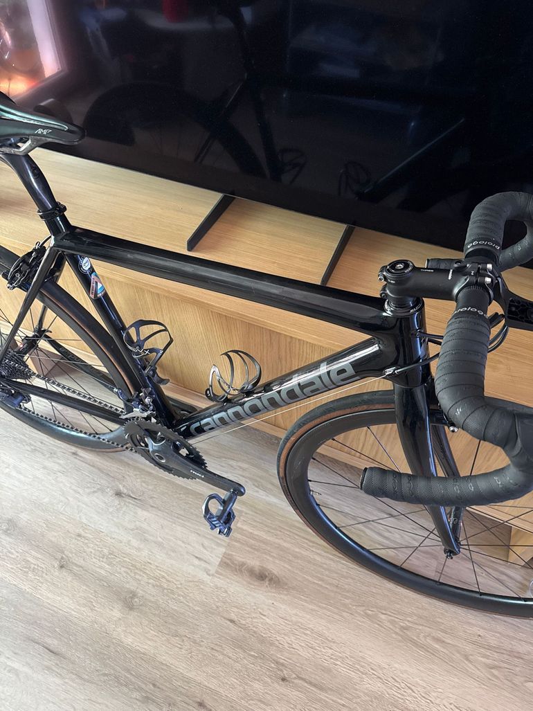 Tweedehands Cannondale SuperSix EVO Shimano Ultegra 2018 Road & Gravel — afbeelding 2 van 4