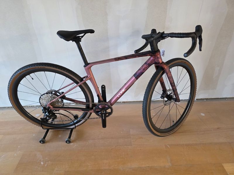 Tweedehands CUBE NUROAD C:62, EX 2026 2026 Road & Gravel