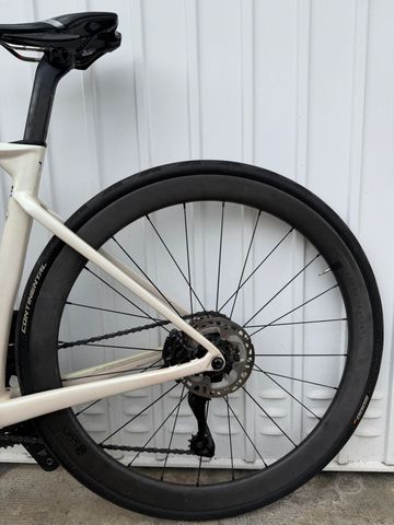 Used Adris Performance Shimano Ultegra Di2 2023 Road & Gravel, White — image 9 of 9
