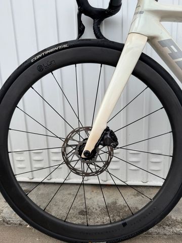 Used Adris Performance Shimano Ultegra Di2 2023 Road & Gravel, White — image 8 of 9