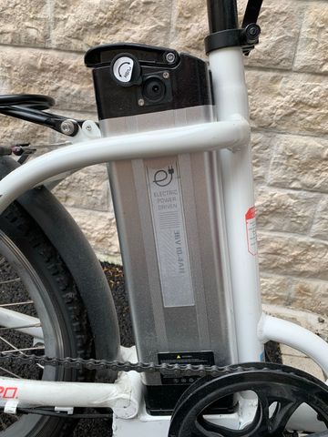 Used E-scape Custom Shimano Tourney 2021 Road & Gravel, White — image 6 of 10