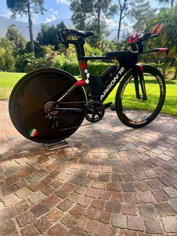 Tweedehands Argon 18 E119 Shimano Dura Ace Di2 2018 Road & Gravel — afbeelding 1 van 7