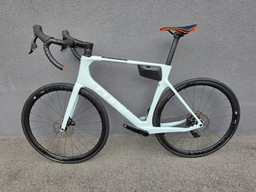 Used CUBE AGREE C:62, PRO 2024 2024 Road & Gravel, White — image 5 of 7