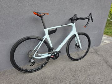Used CUBE AGREE C:62, PRO 2024 2024 Road & Gravel, White — image 3 of 7