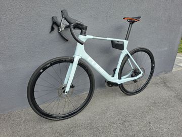 Used CUBE AGREE C:62, PRO 2024 2024 Road & Gravel, White — image 6 of 7