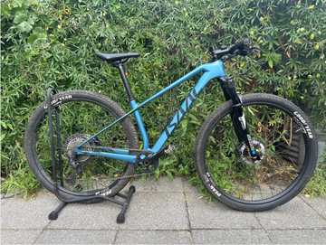 Isaac Baryon Shimano Deore XT 2022 Mountainbike d'occasion — image 1 sur 3