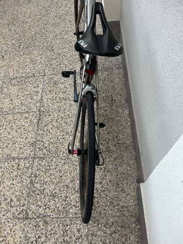 Použité Trek Madone 9.5 2017 2017 Road & Gravel — obrázek 6 z 12