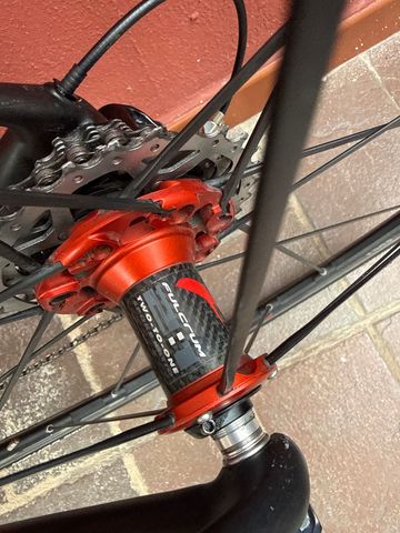 Used Trek Emonda Campagnolo Record 2017 Road & Gravel, Black — image 11 of 12