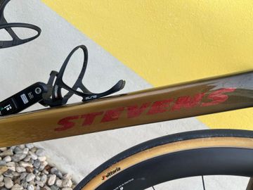 Stevens Izoard Pro Disc Di2 2023 2023 Road & Gravel d'occasion — image 16 sur 19