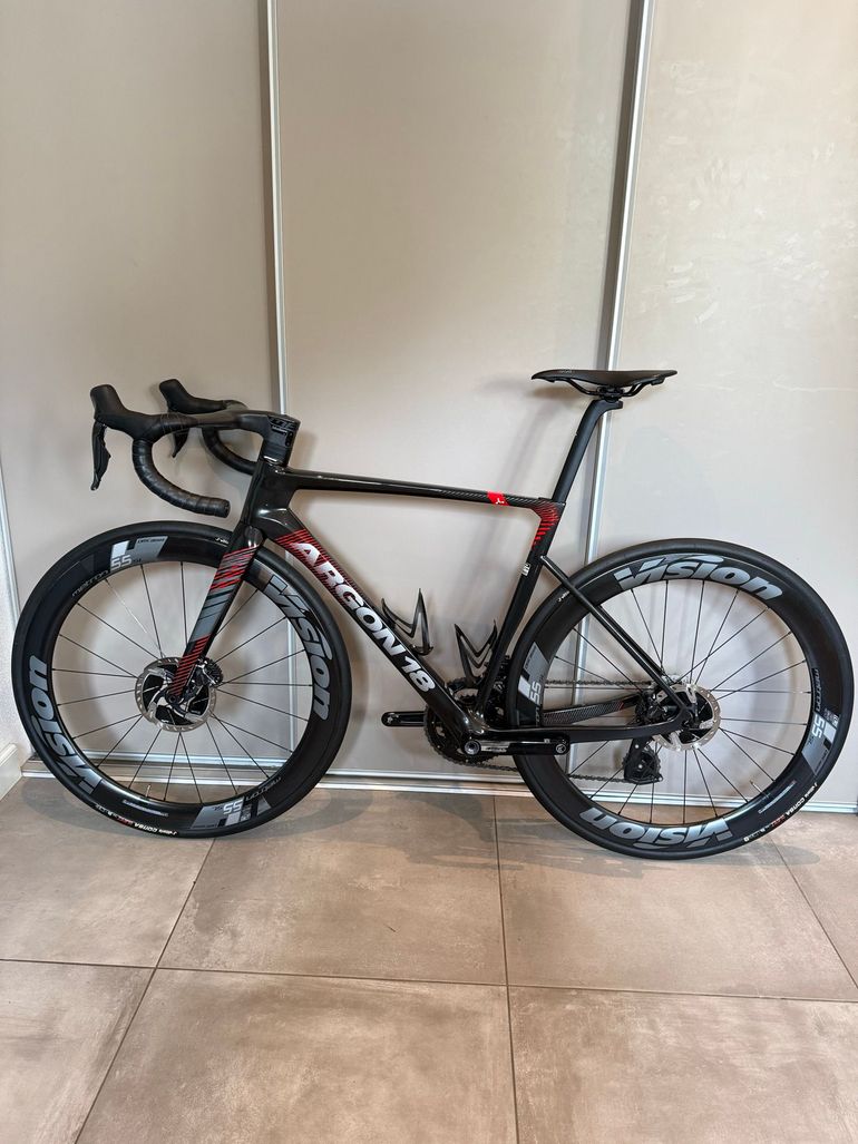 Argon18 Sum Pro Shimano Ultegra Di2 2024