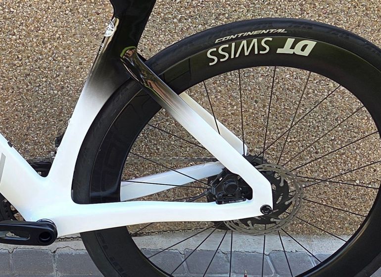 Käytetty Canyon Aeroad CF SLX 7 AXS S2 2026 2026 Road & Gravel — kuva 10 / 14