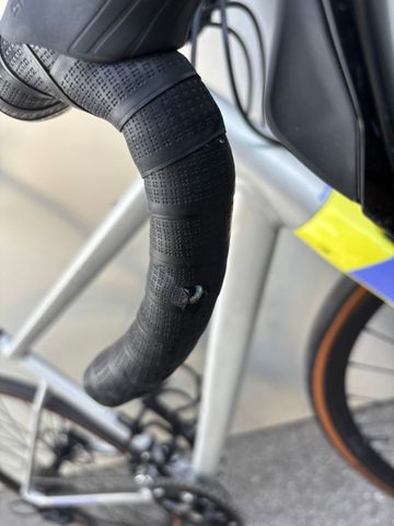 Gebrauchtes BMC URS AL TWO 2023 2023 Road & Gravel, Hellgrau — Bild 4 von 4