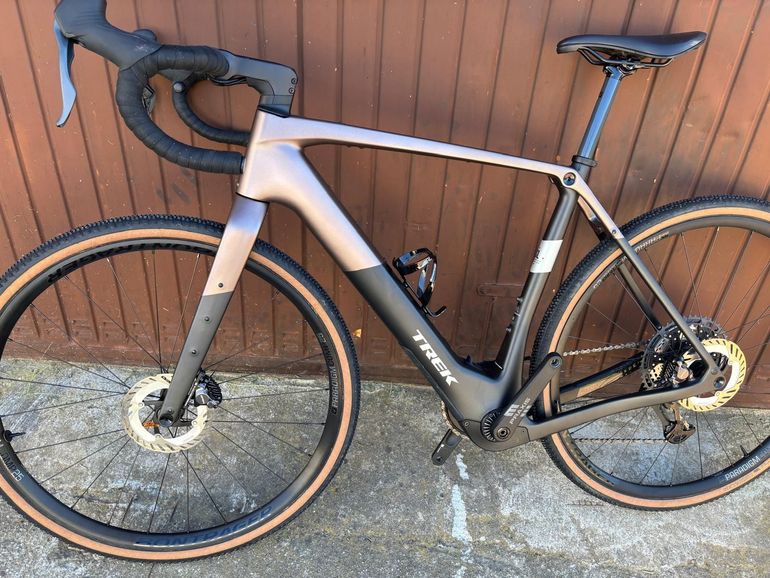 Trek Checkpoint+ SL 5 2026 2026 Road & Gravel de segunda mano, Gris claro — imagen 2 de 9