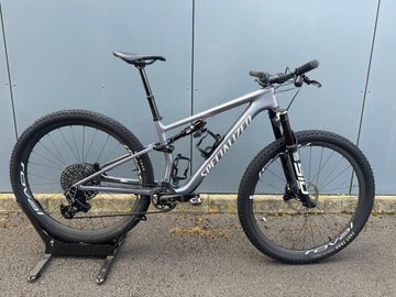 Tweedehands Specialized Epic 8 Pro 2026 2026 Mountainbike — afbeelding 1 van 4