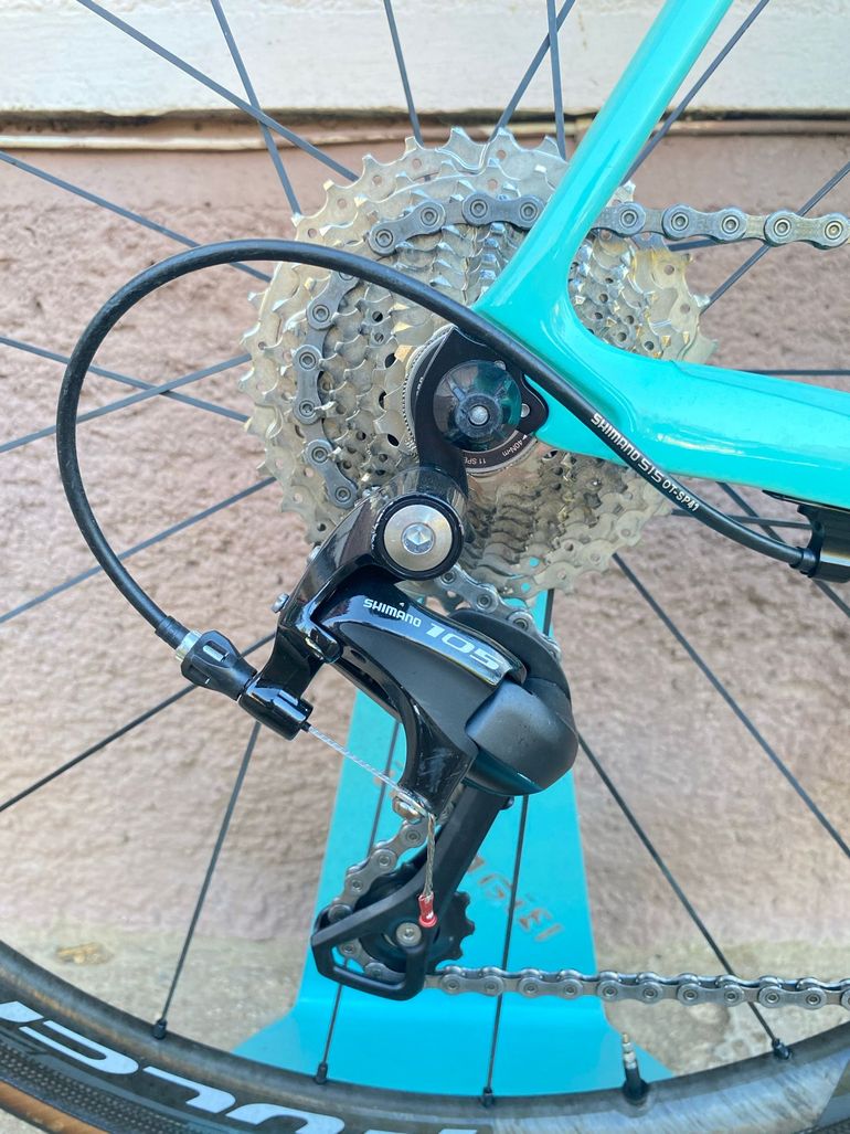 Použité Bianchi Oltre Shimano 105 2018 Road & Gravel — obrázek 5 z 7