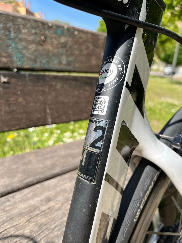 Used Giant Propel Advanced 2 2016 2016 Road & Gravel, Black — image 10 of 13